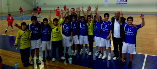 HENTBOL DE ZİRVE YÜRÜYÜŞÜ